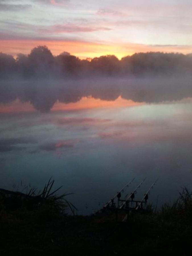Le Chalet Du Coin Videix Dış mekan fotoğraf